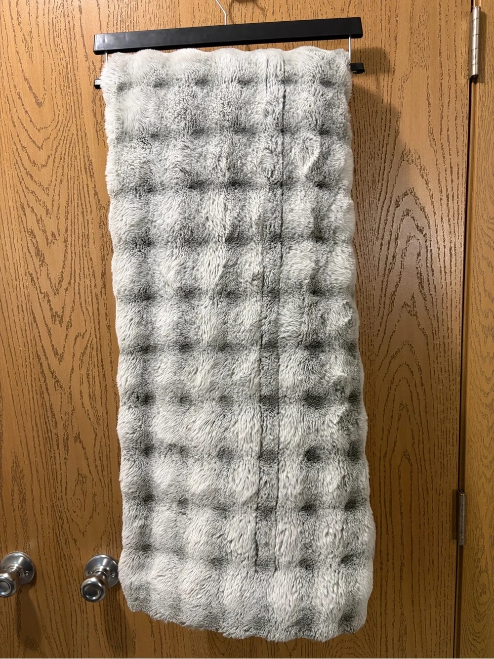 Room & Retreat Gray Faux Fur Plush Throw Blanket Reversible Soft Cozy
